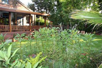 Logis Hotel-restaurant - Le Moulin D'artres Hotel Artres