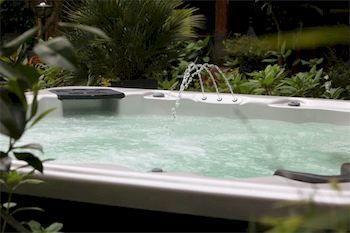 Logis Hotel-restaurant - Le Moulin D'artres 2*