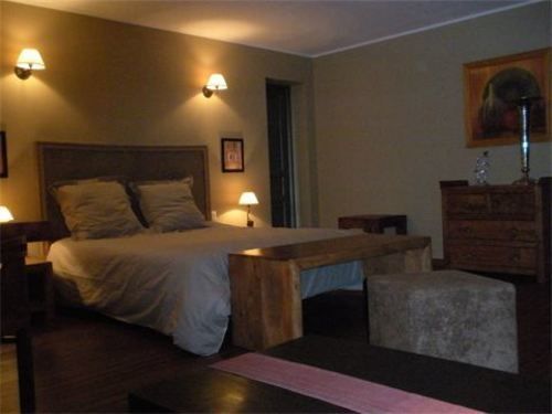 Logis Hotel-restaurant - Le Moulin D'artres Hotel Artres