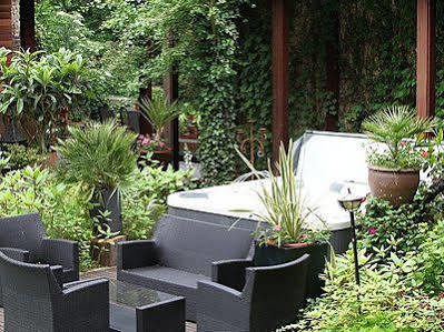 Hotel Logis Hotel-restaurant - Le Moulin D'artres